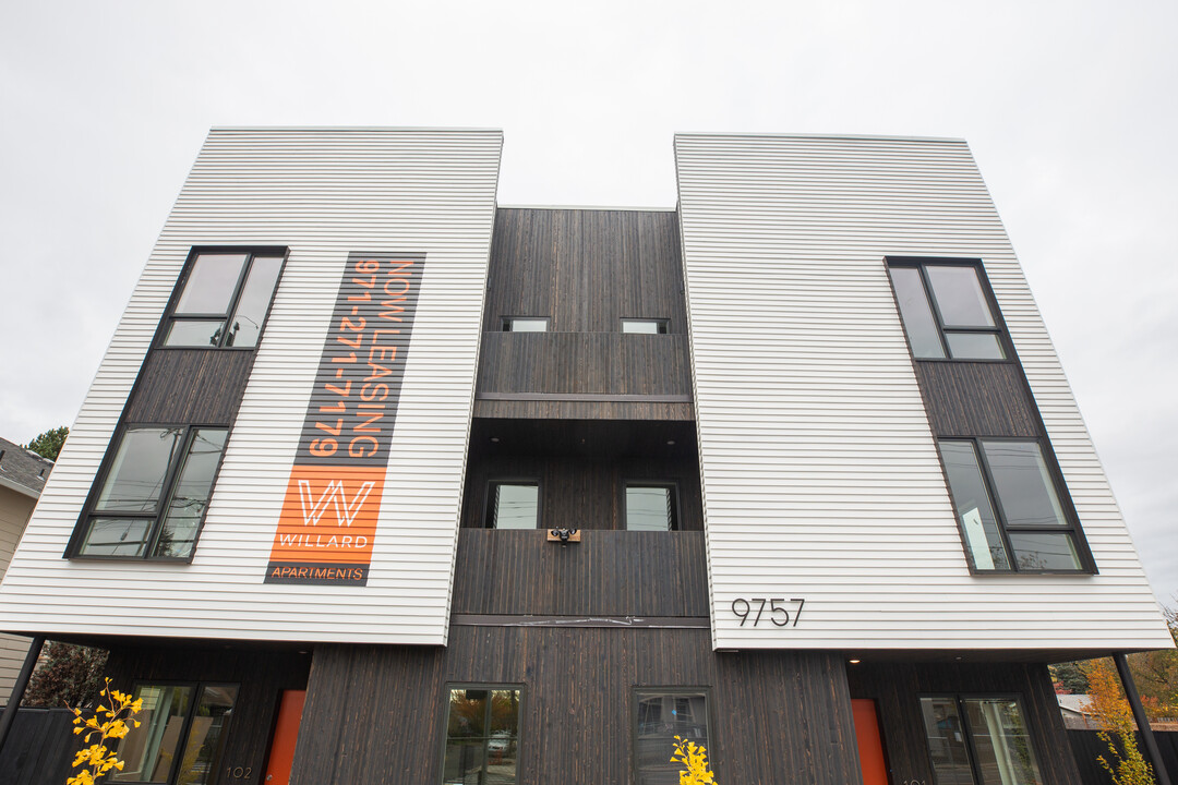 Willard Apartments in Portland, OR - Building Photo