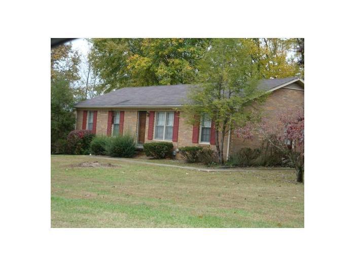328 Welchwood Dr in Clarksville, TN - Building Photo