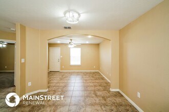 11247 Pecan Canyon in San Antonio, TX - Building Photo - Building Photo