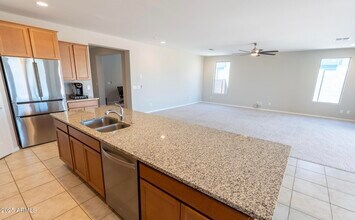 19584 W San Miguel Ave in Litchfield Park, AZ - Building Photo - Building Photo