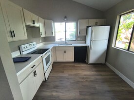 279 Lakau Pl in Kihei, HI - Building Photo