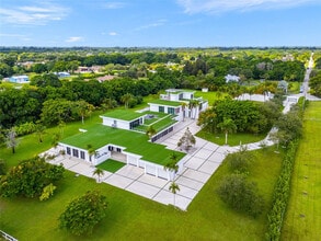 17250 SW 52nd Ct in Southwest Ranches, FL - Building Photo - Building Photo