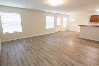 3211 Gold Star Dr in Houston, TX - Foto de edificio - Building Photo