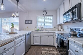 1335 Phillip Way in Suisun City, CA - Building Photo - Building Photo