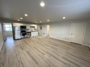 170 Opal Ct in Shelley, ID - Building Photo - Building Photo