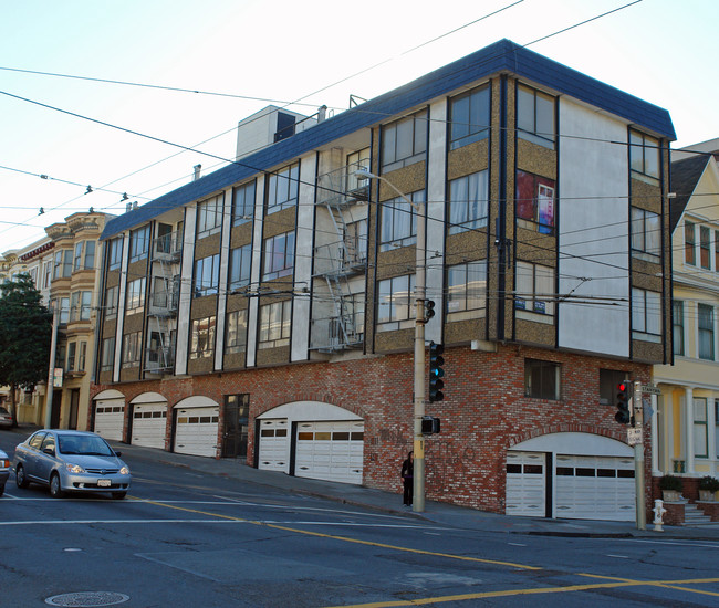 2277 Fulton St in San Francisco, CA - Building Photo - Building Photo