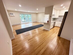 31 Hamlin Ln in Needham, MA - Building Photo - Building Photo