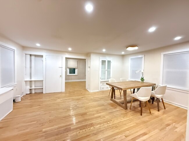 287 Bacon St in Natick, MA - Foto de edificio - Building Photo