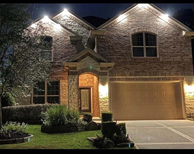 property at 135 Teralyn Grv Lp