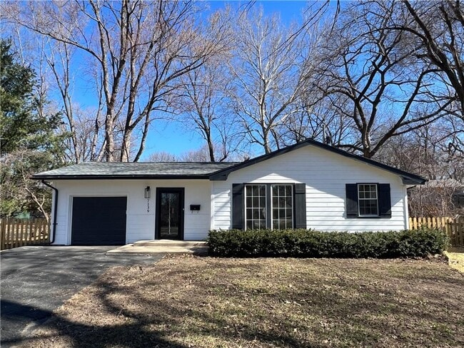 7139 Conser in Overland Park, KS - Building Photo - Building Photo