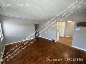 4040 Costa Ave NE in Grand Rapids, MI - Building Photo - Building Photo