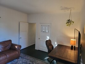 1505 S Sierra Bonita Ave in Los Angeles, CA - Building Photo