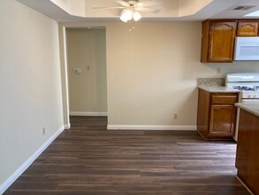 247 West Verdugo in Burbank, CA - Building Photo - Interior Photo