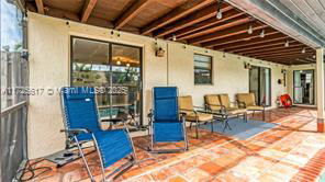9510 NW 31st Pl in Sunrise, FL - Building Photo - Building Photo