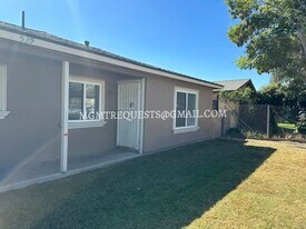 539 W Shamrock St in Rialto, CA - Building Photo