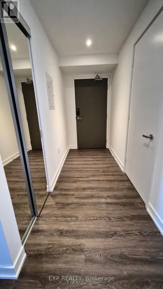 448 Burnhamthorpe Rd W in Mississauga, ON - Building Photo - Building Photo