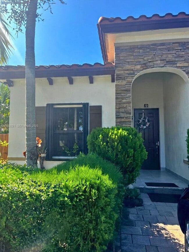 property at 116 NE 25th Terrace