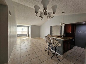 5132 Conroy Rd in Orlando, FL - Building Photo - Building Photo