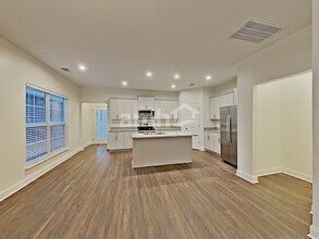 5312 Tupelo St in Nashville, TN - Foto de edificio - Building Photo