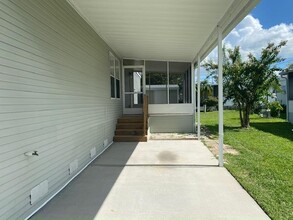200 3rd St E in Nokomis, FL - Building Photo - Building Photo