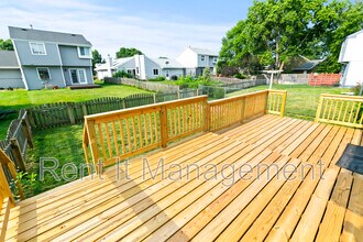 15421 R St in Omaha, NE - Building Photo - Building Photo