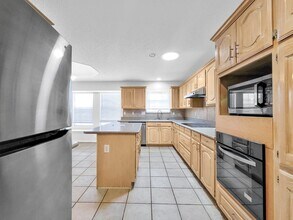 2509 Classic Ct W in Bedford, TX - Building Photo - Building Photo