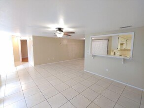 7402 Palisade Dr in Port Richey, FL - Building Photo - Building Photo