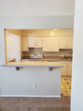 31993 W 12 Mile Rd in Farmington Hills, MI - Building Photo - Building Photo