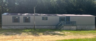 7423 Hwy 11 in Lumberton, MS - Building Photo