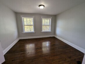 4750 S Grand Blvd in St. Louis, MO - Building Photo - Building Photo