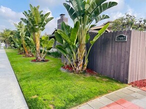 17092 Emerald Ln, Unit A in Huntington Beach, CA - Building Photo - Building Photo