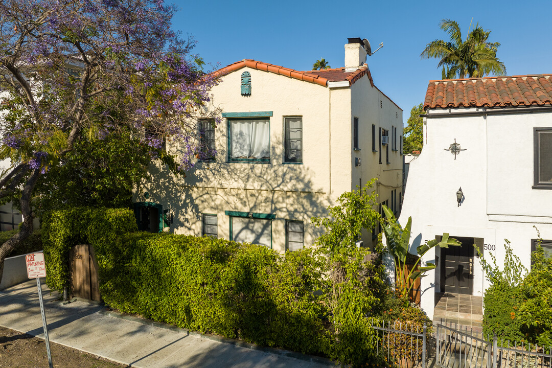 504 N Sweetzer Ave in Los Angeles, CA - Foto de edificio