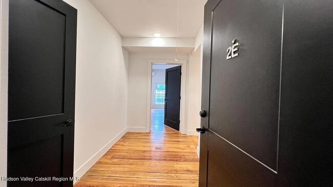 406 Main St in Catskill, NY - Building Photo - Building Photo