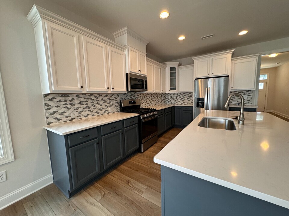 Room in House on Greatland Rd in Durham, NC - Building Photo