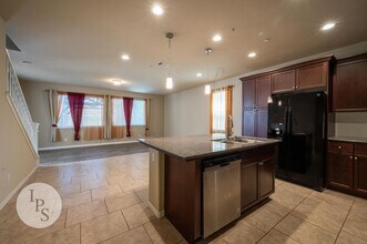 6414 W Norwich Ave in Fresno, CA - Building Photo - Building Photo