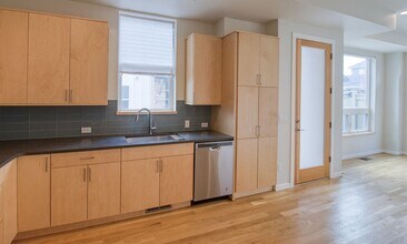 864 Cimarron Dr in Lafayette, CO - Building Photo - Building Photo