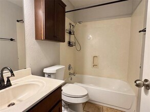 155 Birdwell Ln in Buda, TX - Building Photo - Building Photo