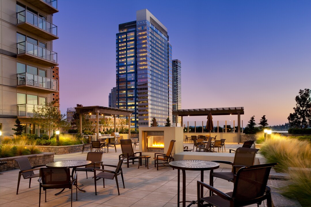 Avalon Towers Bellevue in Bellevue, WA - Building Photo
