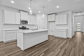103 Adeline Rd in Hutto, TX - Building Photo - Building Photo