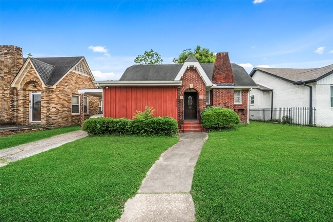 property at 2510 Rosewood St