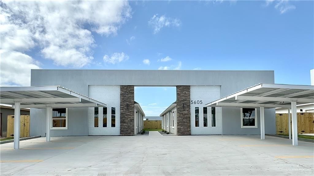 5605 Northwestern Ave in McAllen, TX - Building Photo
