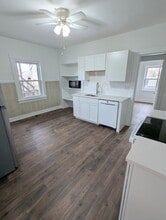 4027-4029-4029 Windsor St in Pittsburgh, PA - Building Photo - Building Photo