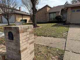 13123 Chipman Glen Dr in Houston, TX - Building Photo