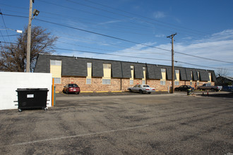 Shiloh Apartments in Lubbock, TX - Foto de edificio - Building Photo