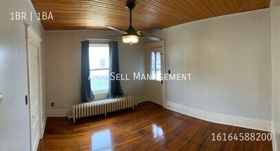 205 Valley Ave NW in Grand Rapids, MI - Building Photo - Building Photo