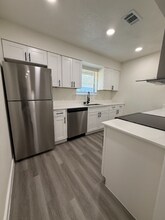 5221 Bonita Ave in Dallas, TX - Building Photo - Building Photo