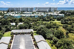 23385 Farnam St, Unit 3 in Port Charlotte, FL - Building Photo