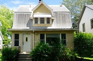 1030 19th Ave SE in Minneapolis, MN - Building Photo