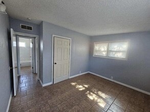 2117 47th St in Lubbock, TX - Building Photo - Building Photo