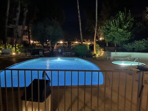 2023 N Vía Miraleste in Palm Springs, CA - Building Photo - Building Photo